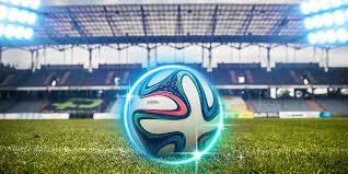 为什么主审主审在比赛中频繁向投手提供磨搓后的新球以防异物